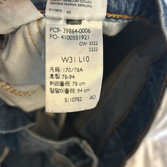 Levi’s men’s Jean Shorts - Picture 3 of 5